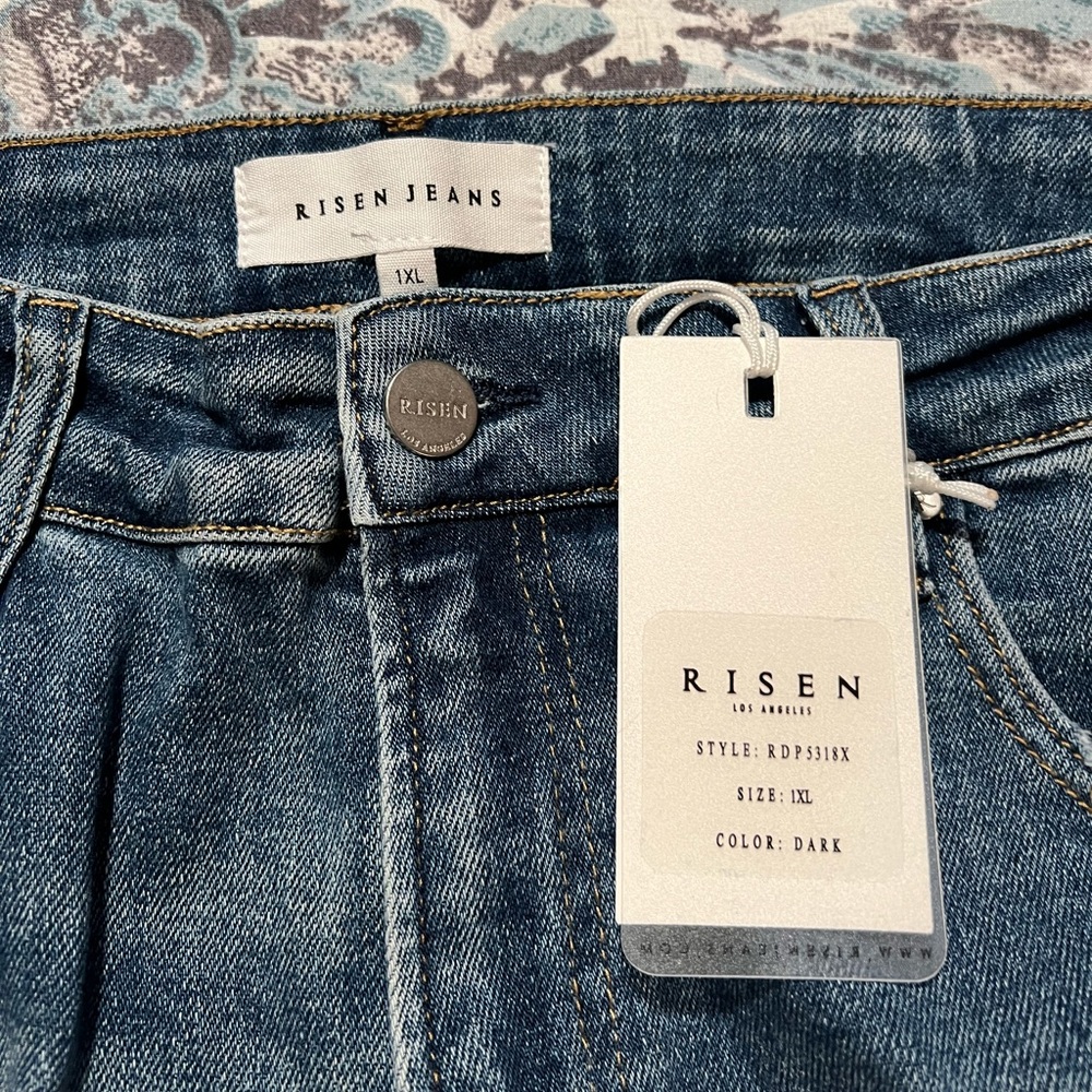Risen jeans NWT